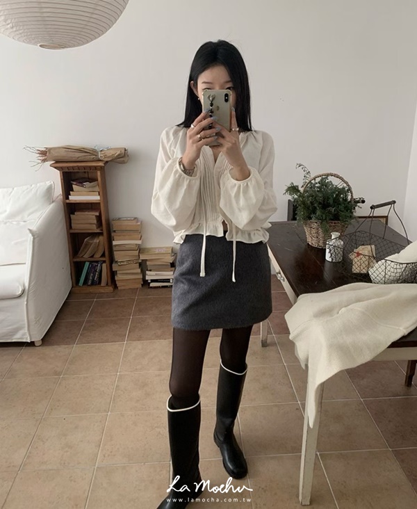 後拉鍊羊毛短裙